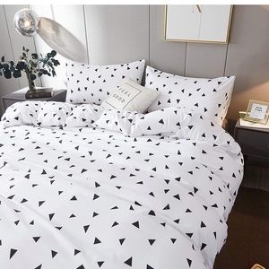 Triangle pattern duvet covers